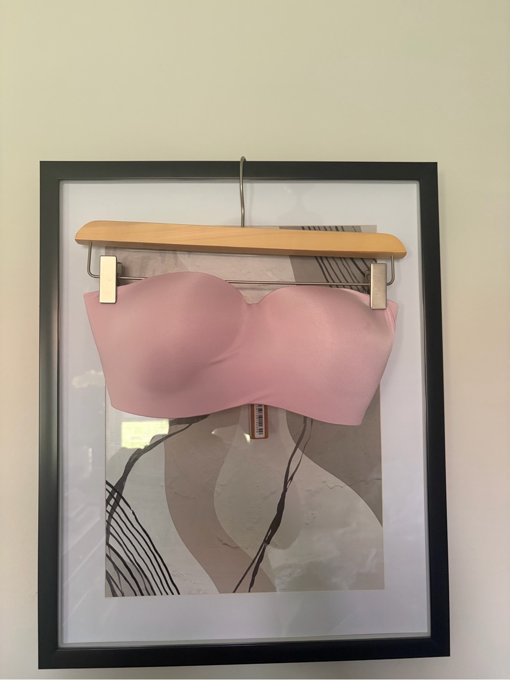 Skims Wireless Strapless Bra